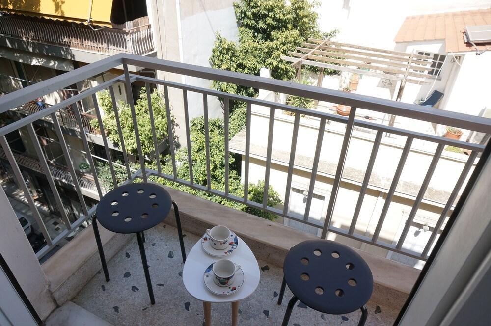 The Belgian Connection In Koukaki Apartamento Atenas Exterior foto